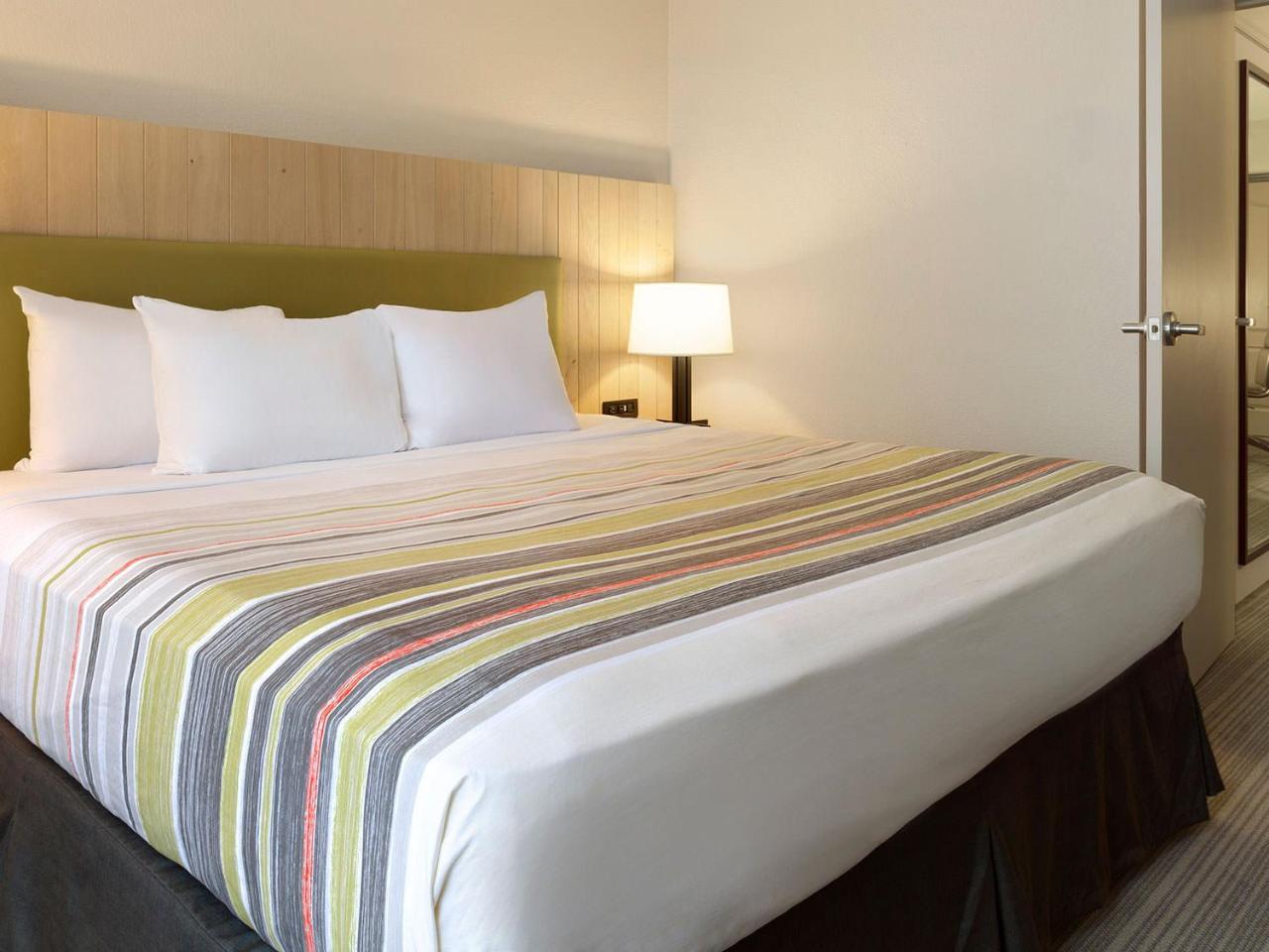Country Inn & Suites By Radisson, Belleville, On Ngoại thất bức ảnh