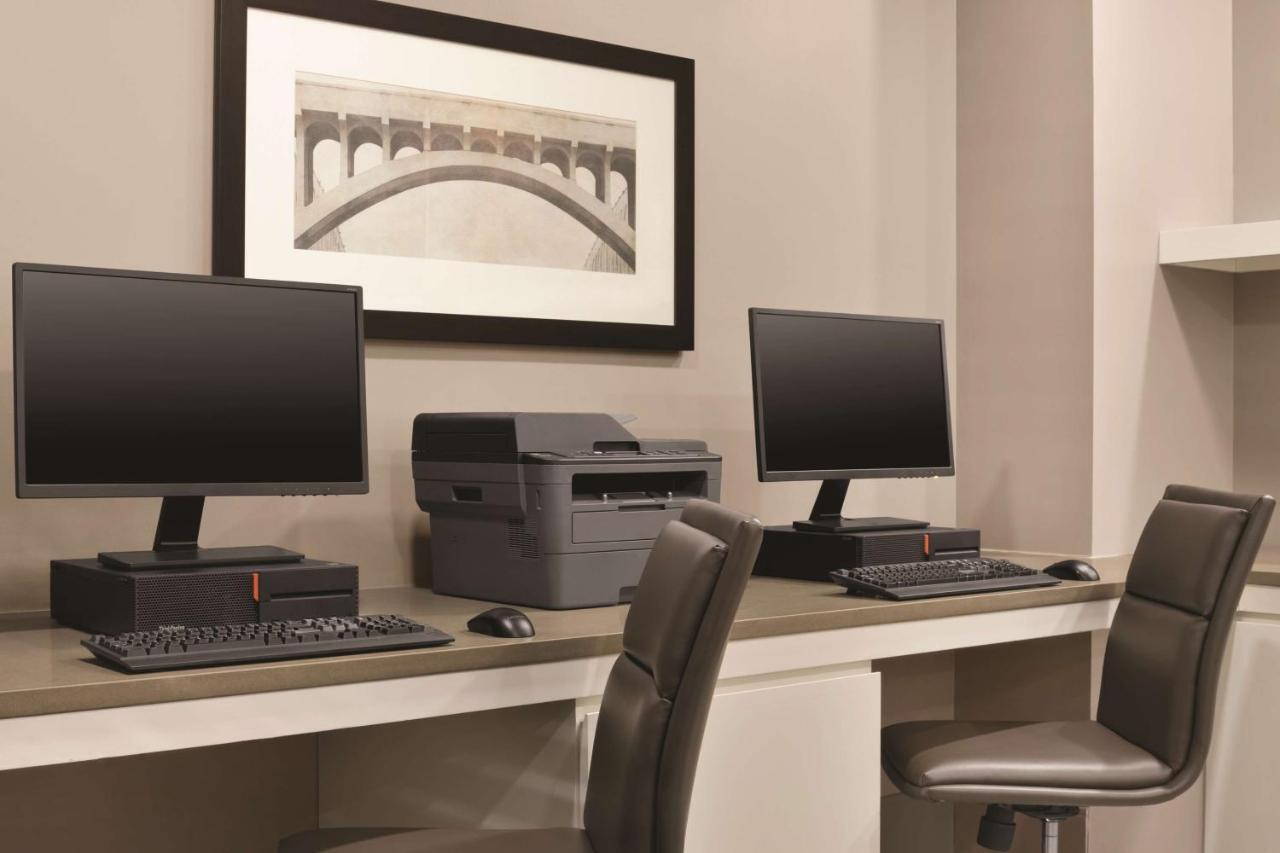 Country Inn & Suites By Radisson, Belleville, On Ngoại thất bức ảnh