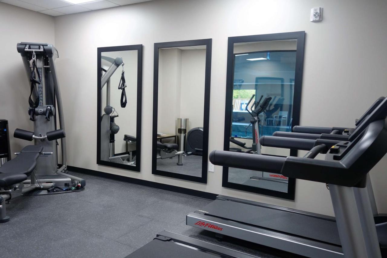 Country Inn & Suites By Radisson, Belleville, On Ngoại thất bức ảnh